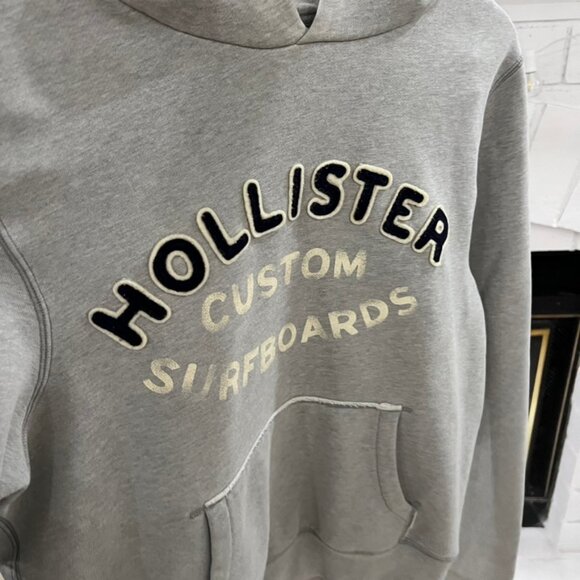 Vintage Hollister Fleece Grey Patch Logo Hoodie - Picture 3 of 5